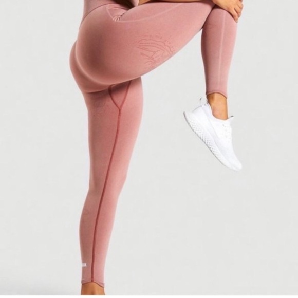 Gymshark Pants - Gymshark Athleisure Workout Yoga Pilates Soft Sculpting Pink Studio Legging M